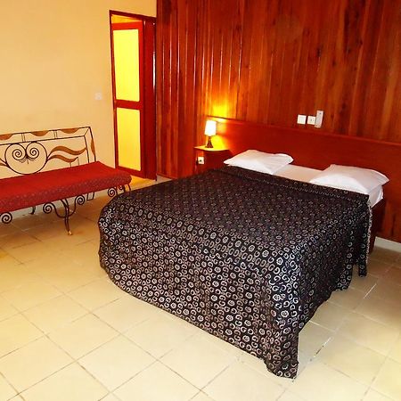 Saffana Hotel دوالا الغرفة الصورة
