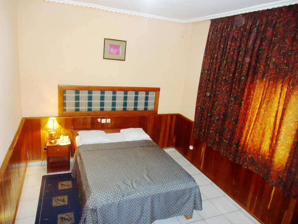 Saffana Hotel دوالا الغرفة الصورة
