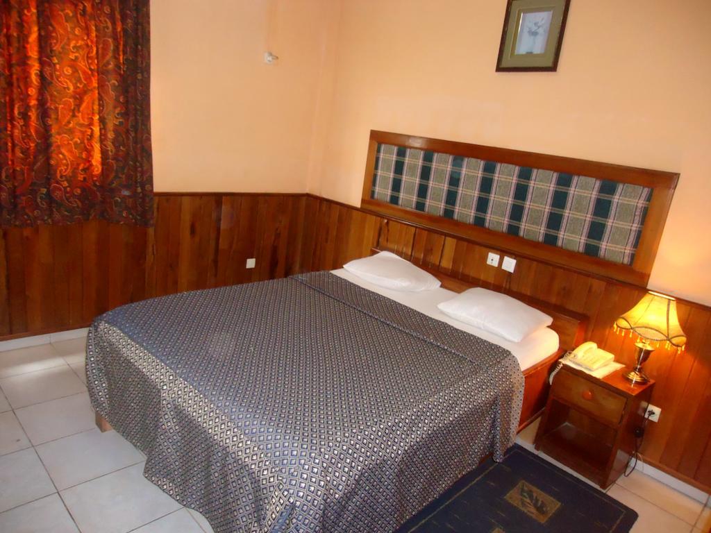 Saffana Hotel دوالا الغرفة الصورة