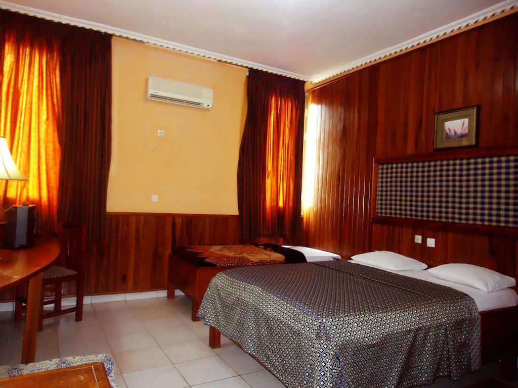 Saffana Hotel دوالا الغرفة الصورة