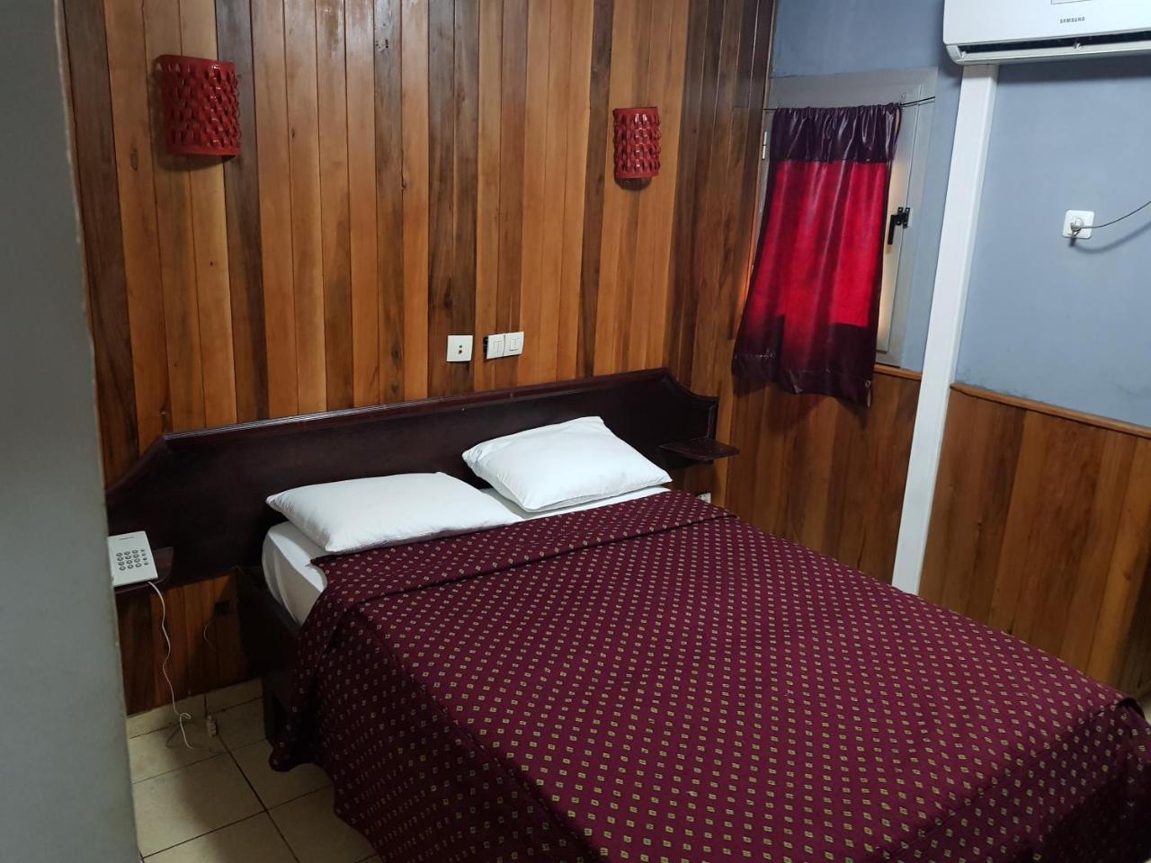 Saffana Hotel دوالا المظهر الخارجي الصورة