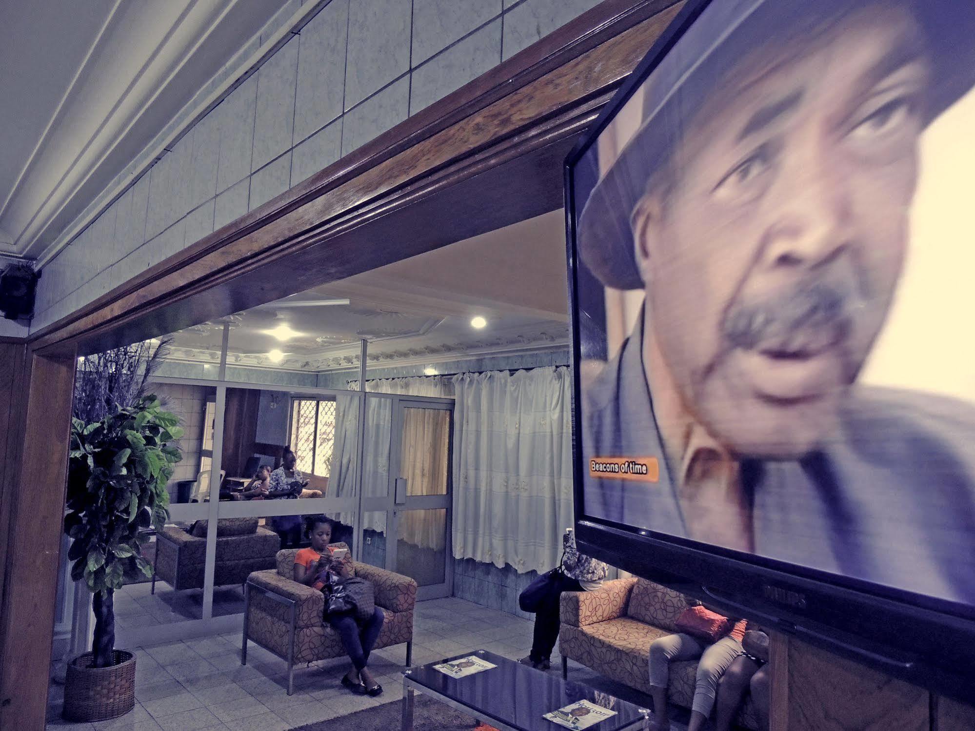 Saffana Hotel دوالا المظهر الخارجي الصورة