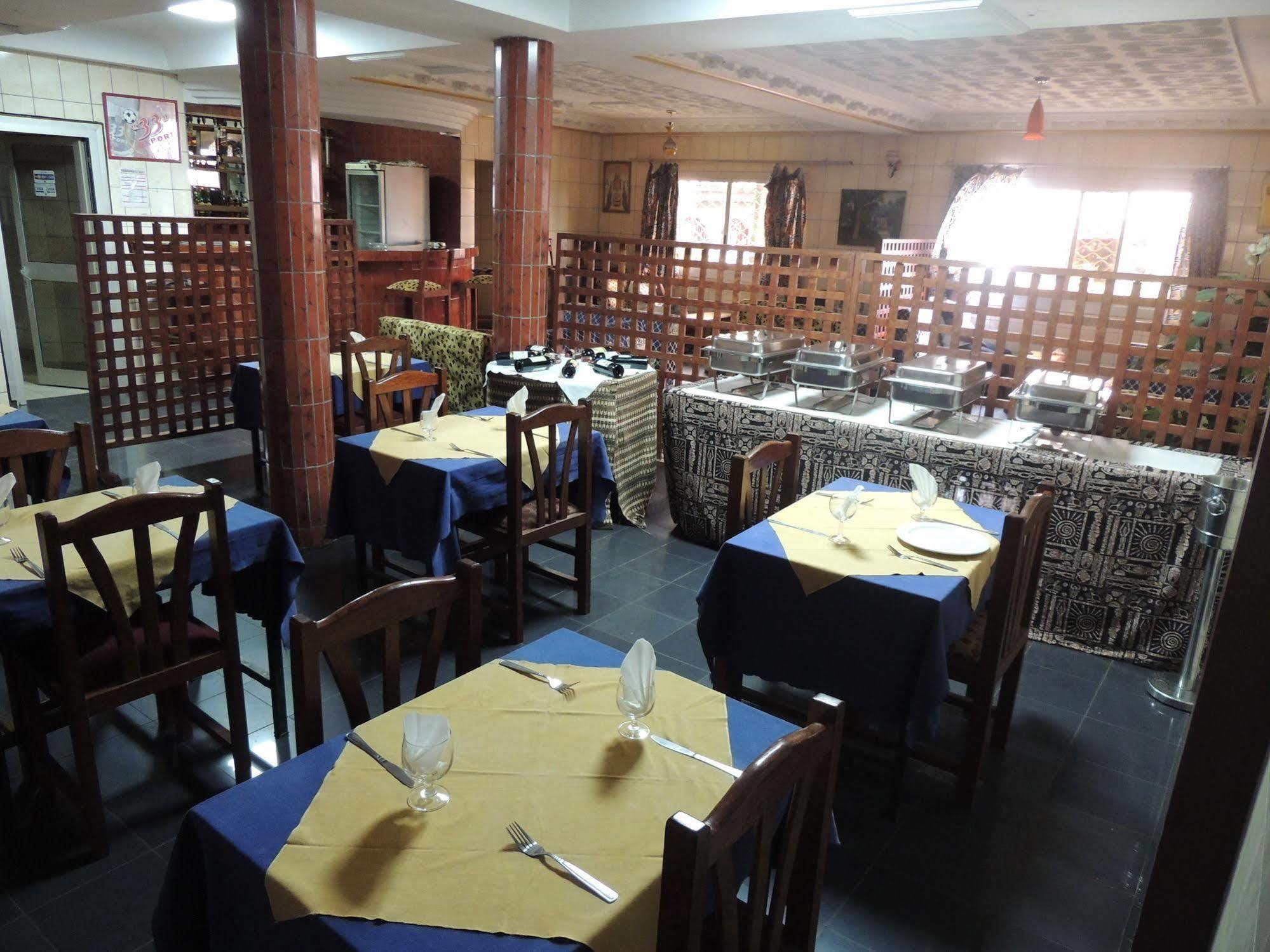 Saffana Hotel دوالا المظهر الخارجي الصورة